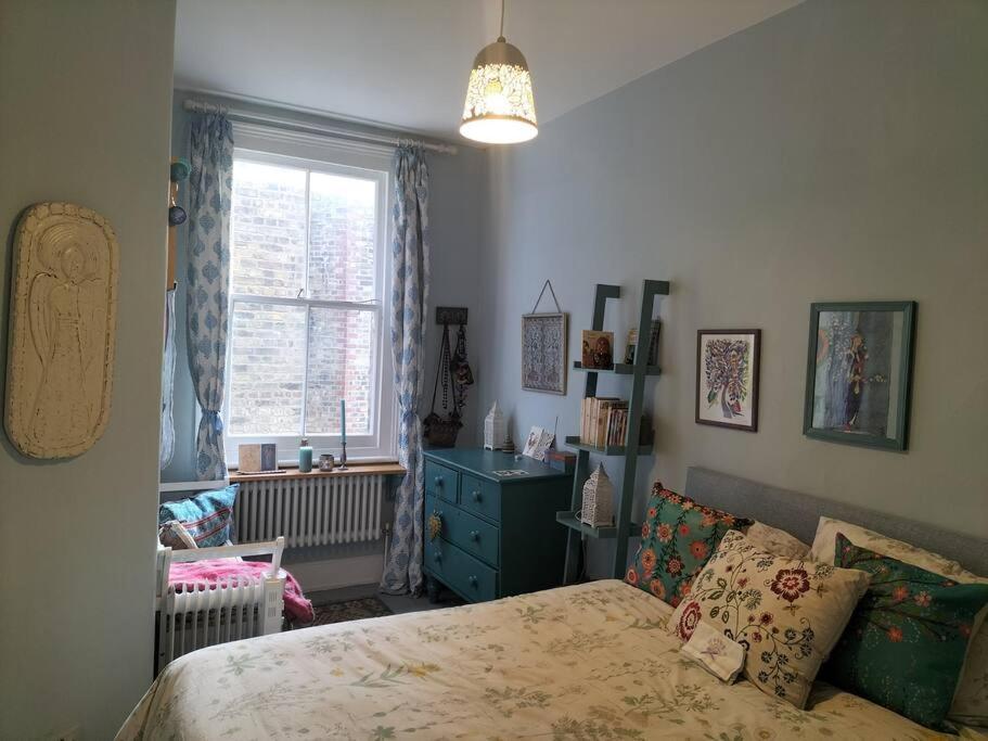 Charming London With Balcony Apartment Luaran gambar