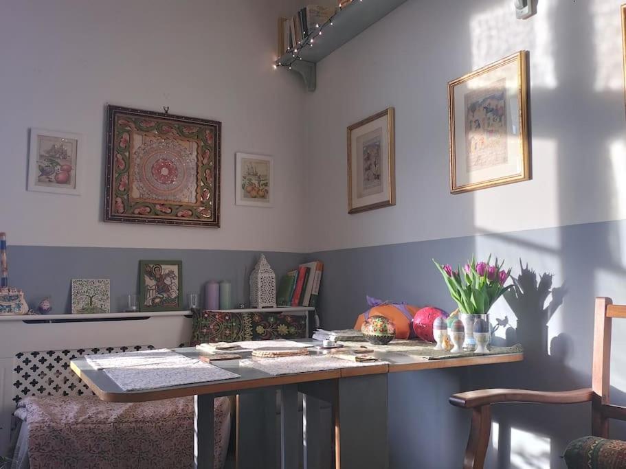 Charming London With Balcony Apartment Luaran gambar
